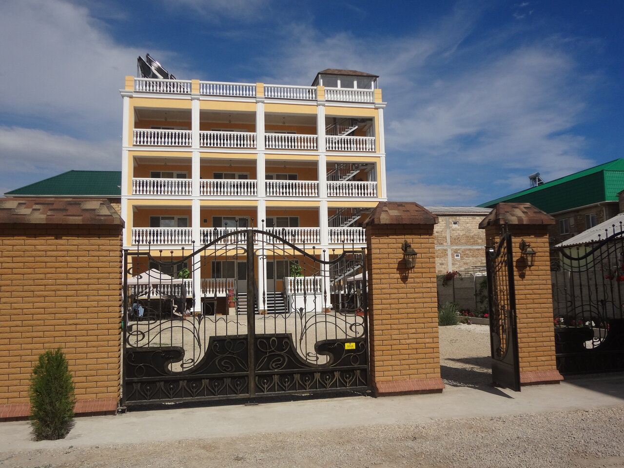 Гостевой дом Фрегат Судак-93