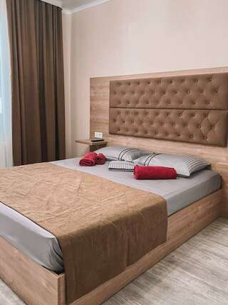 Гостевой дом Фрегат Судак 3х местный номер комфорт -1