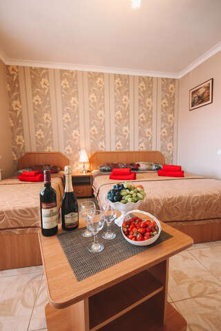 Гостевой дом Фрегат Судак 3 х метный стандарт плюс-3